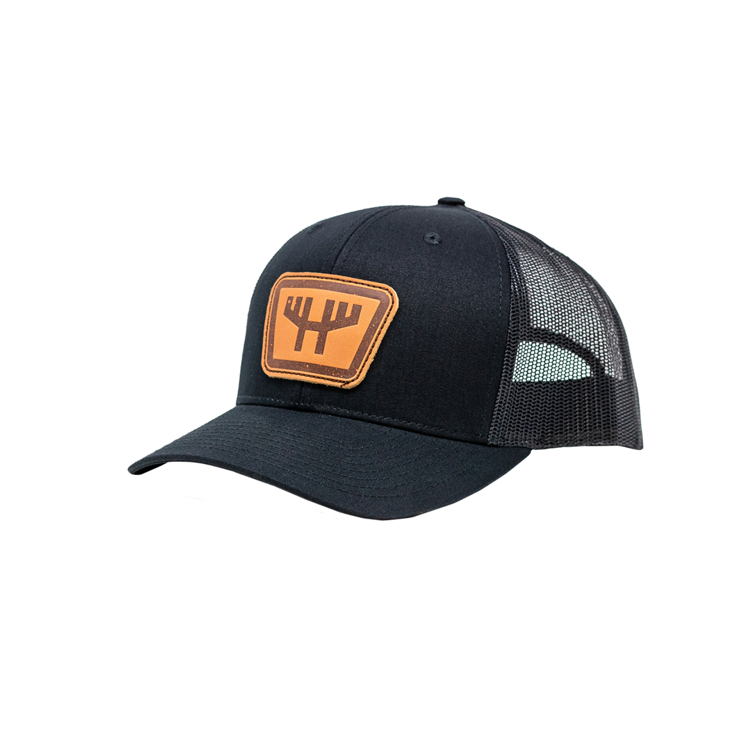 huntr h logo black hat side